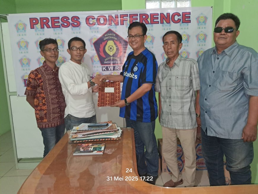 Jhony Novriansyah Terima Mandat Pembentukan DPC KWRI Lampung Selatan"