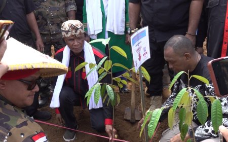 Hercules Pimpin Penanaman 10.000 Pohon di Purwakarta, Tandai Gerakan Lingkungan "GRIB Jaya Go Green"