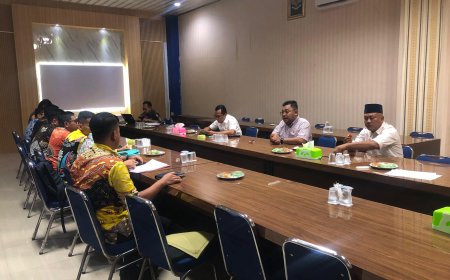 "Pemilik Lapak Karet Mutiara Tak Hadir dalam Agenda Rapat Dengar Pendapat di Gedung DPRD Mesuji".