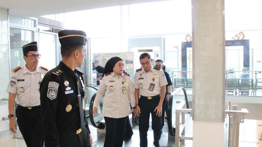 Mediakompass.id  INAUGURASI PENERBANGAN INTERNASIONAL LAMPUNG-KUALA LUMPUR:* *IMIGRASI PASTIKAN KELANCARAN LINTAS BATAS DI BANDARA RADIN INTEN II*