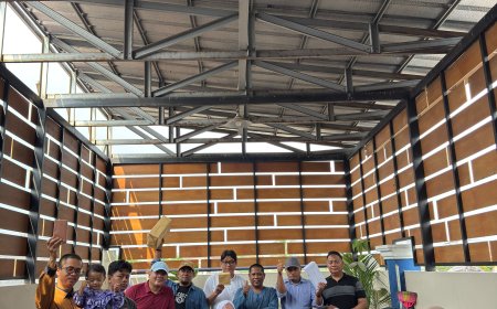 Smart Tour dan Abiyan Tour Gelar Temu Kangen Jemaah Umrah, Pererat Silaturahmi di Pempek Tenda Biru Bandar Lampung.