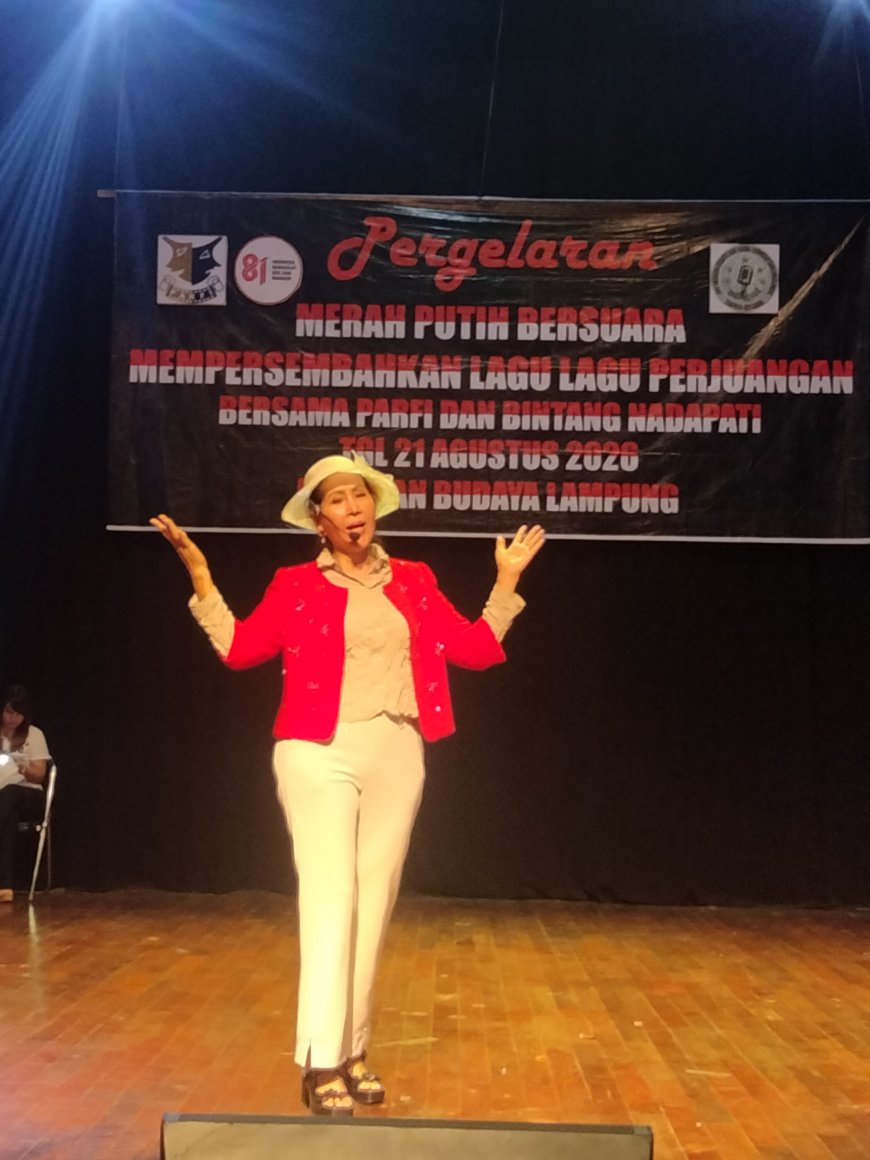 Evi Susina Tampil di Pagelaran Merah Putih Bersuara, Nyanyikan Lagu Perjuangan di Taman Budaya Lampung