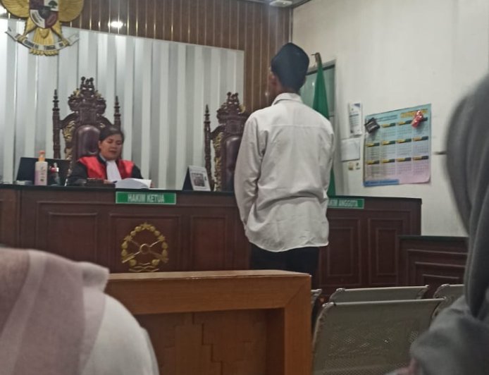 Jaili 20 Tahun penjara ,Ansori 6 Tahun: Keluarga Fajar Pertanyakan Keadilan di PN Menggala
